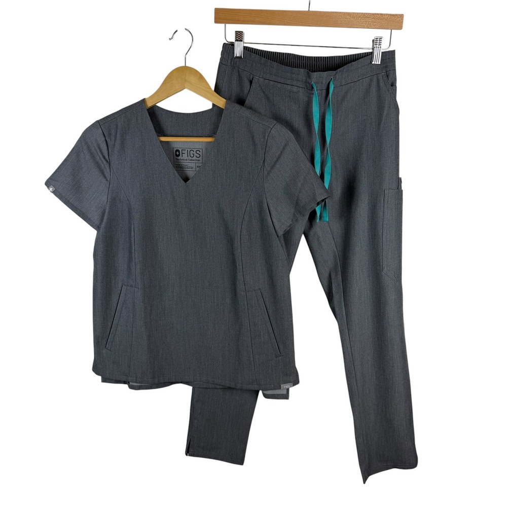Figs Technical Scrub Set Size XXS Petite Grey Scrub Top Yola Pants Medical Comfy